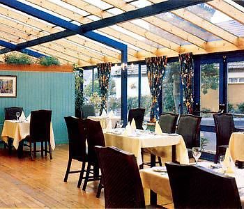 Whitegates Pub & Accommodation Killarney Extérieur photo